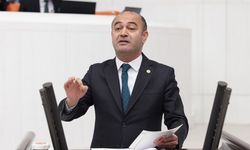 CHP'li Özgür Karabat 'Bedelini milyonlar ödüyor' diyerek iktidara sert tepki gösterdi