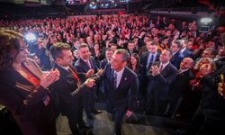 CHP lideri Özgür Özel Türkiye İttifakı'nı kurdu! Anahtar liste firesiz geçti