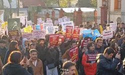 9 ay sonra Beyazıt'ta: Öğrencilerin eylemine polis müdahalesi