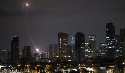 Tel Aviv'de sirenler: İsrail'e füze saldırısı