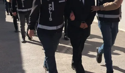 Firari FETÖ’cü 2 polis yakalandı