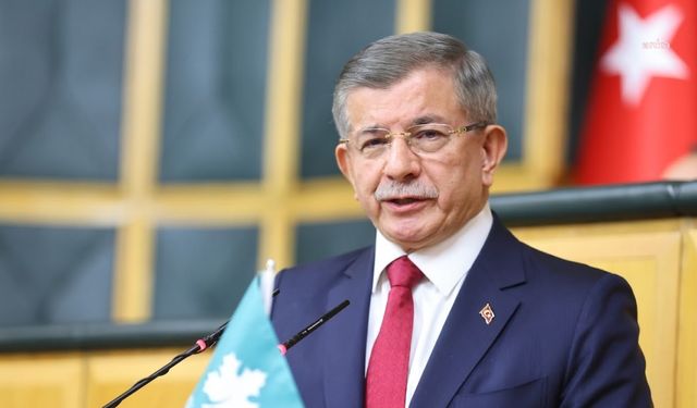 Davutoğlu'ndan İsrail saldırılarında yaşamını yitiren beş İHH görevlisi için başsağlığı mesajı