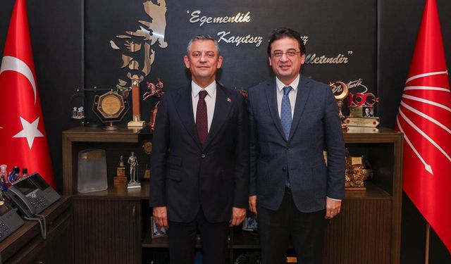 CHP lideri Özgür Özel neden hedefte: ‘Atatürk’ün partisine çökemeyeceksiniz’