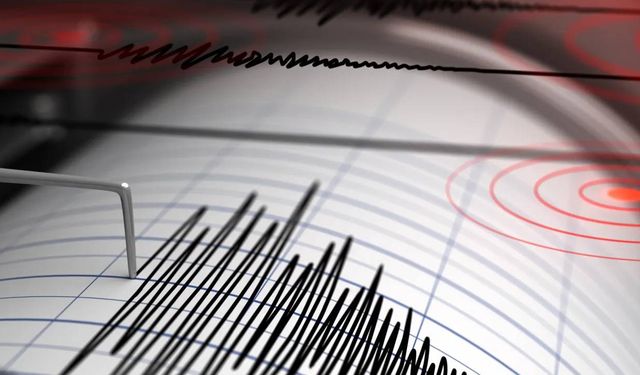 Son Dakika... Balıkesir'de şiddetli deprem!