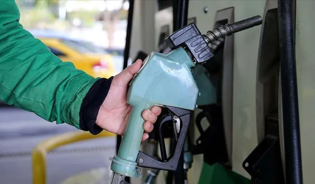 Motorine zam geldi: Yine 50 TL'nin üstüne çıktı