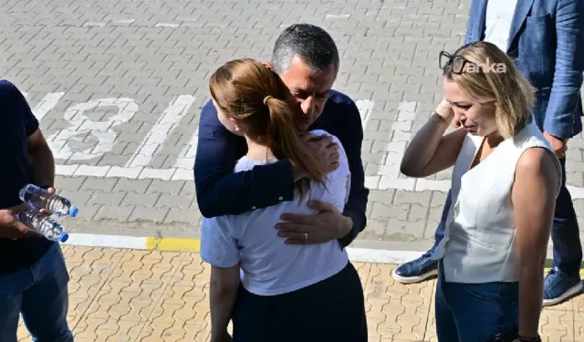 Özgür Özel, Nehir Zeyrek'i YKS'nin 2. oturumunda da yalnız bırakmadı