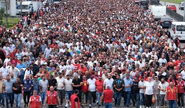 600 bin kamu işçisinin grev kararı kapıda: İşçi direniş sinyali veriyor!