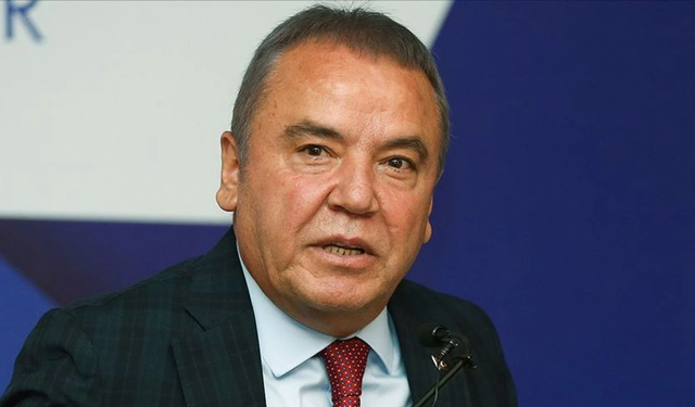 Son Dakika... Hastaneye kaldırılan Muhittin Böcek'in avukatlarından korkutan açıklama