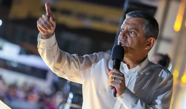 CHP lideri Özgür Özel: ‘Bu ülkede yüzleri güldürmek için tek çare var’