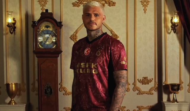 Galatasaray yeni sezonun alternatif formasını tanıttı!