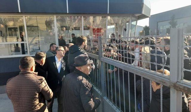 Cross Tekstil işçilerinin eylemine valilikten yasak!