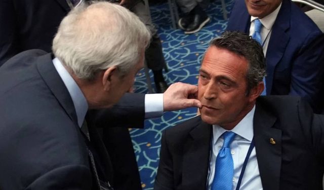 Aziz Yıldırım, Ali Koç'un yanağından makas aldı! Aralarında dikkat çeken diyalog