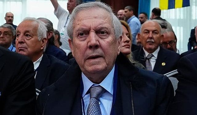 Fenerbahçe Divan Kurulu'nda kavga çıktı: Aziz Yıldırım çok sinirlendi