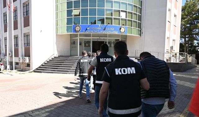 Hastanede skandal… Test sonuçlarına para karşılığı müdahale etmişler! 20 kişi gözaltında!