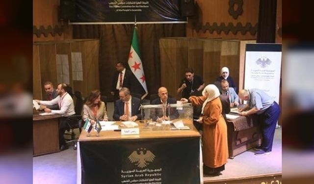 Esad'ın ardından Suriye ilk kez sandığa gitti