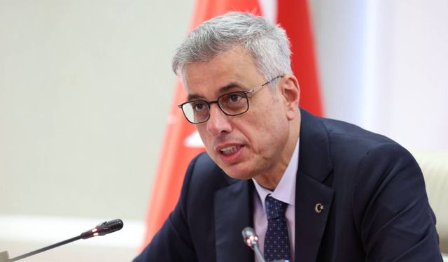 Bakan Memişoğlu açıkladı: Sigara ve şekerli gıdalar için yeni düzenleme geliyor