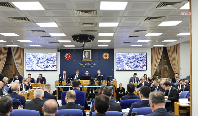 Komisyonda gerilim: Sayın Bakan dinliyor musunuz, telefonla oynuyorsunuz!