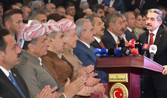 AKP'li vekilin Barzani'ye övgüleri ağızları açık bıraktı!