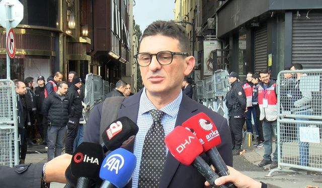 Papa 14. Leo İstanbul'da Mattia Ahmet Minguzzi'nin babası ile görüştü