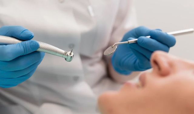 İmplant tedavisi ücretsiz olacak! MHP'li Özdemir teklifi TBMM'ye sundu