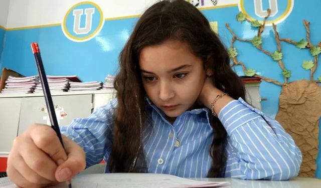9 yaşındaki Trabzonlu Lina Saka, Amerikan Matematik Olimpiyatları’nda altın madalya aldı