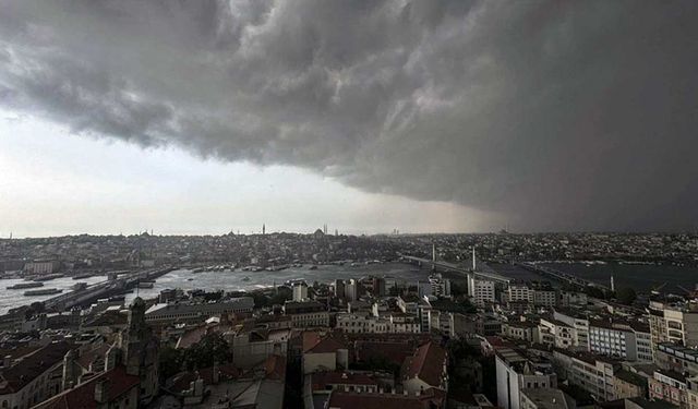 Deprem sonrası hasar tespit çalışması... İstanbul'da kaç bina riskli?