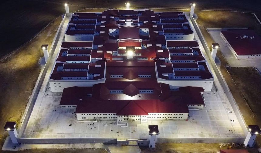 Kuyu tipi hapishanelere karşı açlık grevleri sürüyor!