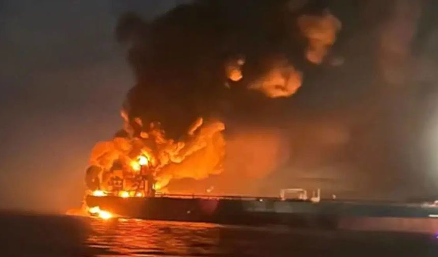 Karadeniz'de saldırıya uğrayan geminin son durumu...