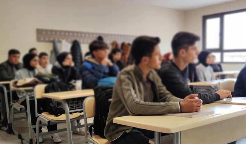 Ensar Vakfı ve TÜGVA devlet okullarında faaliyete başladı