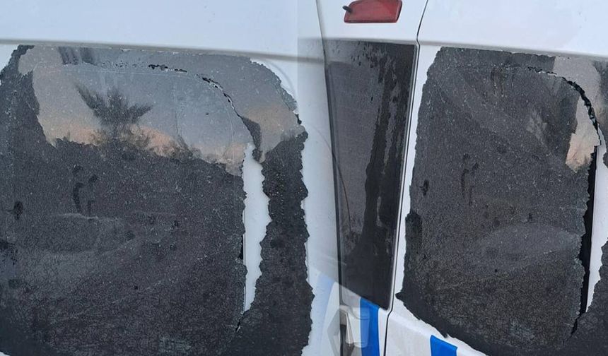 İzmir'de polis aracına saldırı: Çok sayıda gözaltı