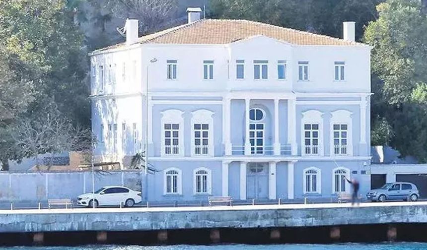 İstanbul Boğazı'ndaki 200 yıllık yalıda karar verildi