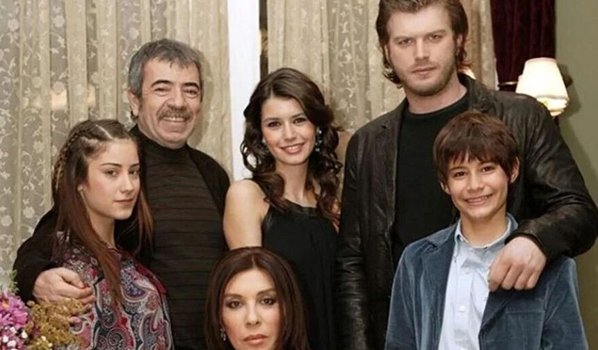 Hazal Kaya Aşk-ı Memnu dizisine ilişkin bilinmeyen gerçeği açıkladı