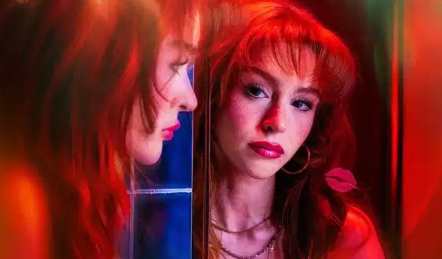 Başrolünde Asena Keskinci'nin yer aldığı Jasmine dizisi sosyal medyada gündem oldu