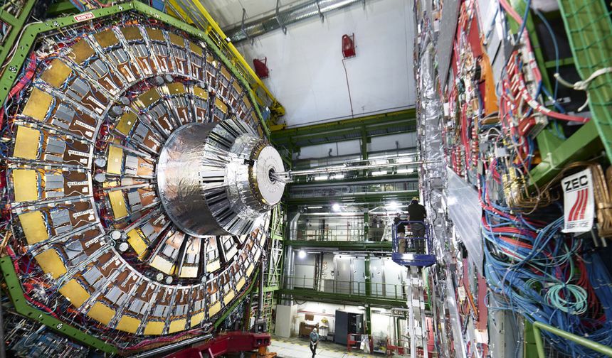 CERN’de 'nükleer simya': Kurşundan altın üretildi